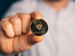 Bitcoin 100 kat gitmişti, sıra Ethereum'da mı? Dev borsa açıkladı "Hedef rakam..."