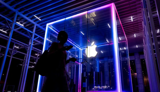 Apple, Yapay Zeka Yarışında Geri Kalırsa Hisseleri Nasıl Etkilenir?