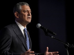 Özel’den asgari ücret çıkışı: Alım gücü 2 çeyrek altına düştü