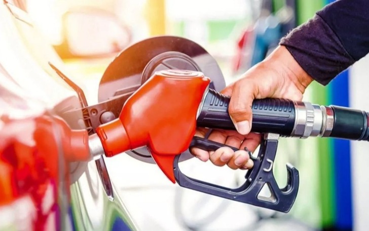 Benzin ve motorine zam gelecek mi? (8 Aralık 2025 güncel akaryakıt fiyatları)