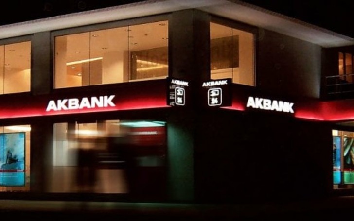 Akbank, 1,5 Milyar TL’ye yakın takipteki kredi alacağını sattı