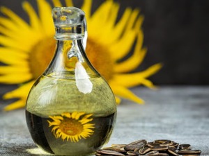 Ay&ccedil;i&ccedil;ek yağında T&uuml;rkiye ger&ccedil;eği: Dışa d&uuml;nya lideri, i&ccedil;e fiyat zinciri! 