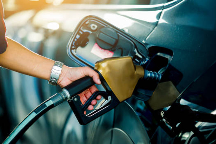 Akaryakıt fiyatlarına zam gelecek mi? (İşte g&uuml;ncel benzin, motorin ve LPG fiyatları 15 Aralık 2025)