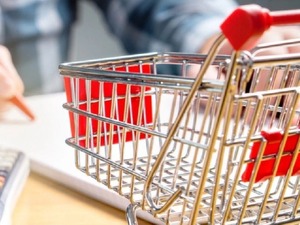 Ticaret ve perakende satış hacimleri yıllık artışta