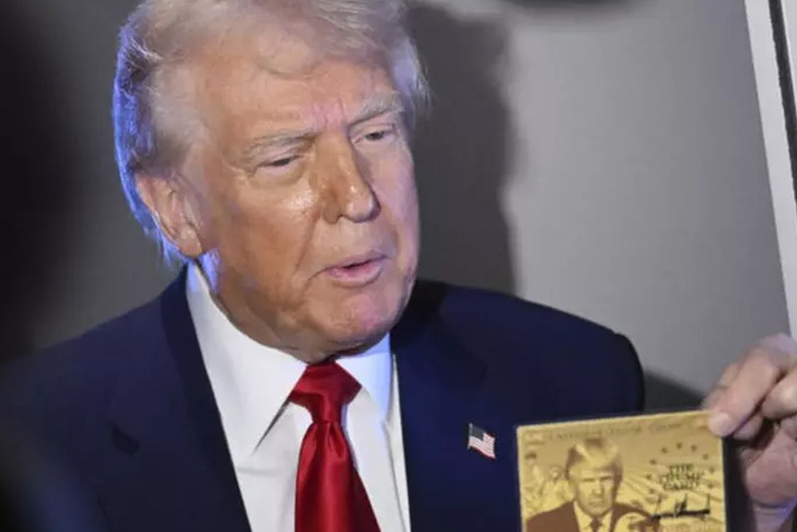 Dudak uçuklatan rakama hızlandırılmış ABD vatandaşlığı! 'Trump Altın Kart' devreye girdi: Rekor sürede oturum hakkı 