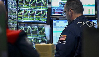 New York borsası karışık seyirle açıldı