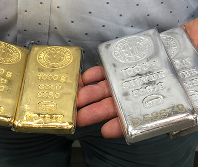 Altın fiyatlarında yeni rekor, gümüşte yön yukarı