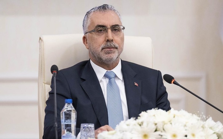 Bakan Işıkhan: "Dengeleri gözetecek bir anlayışla çalışmalar yürütülecektir"