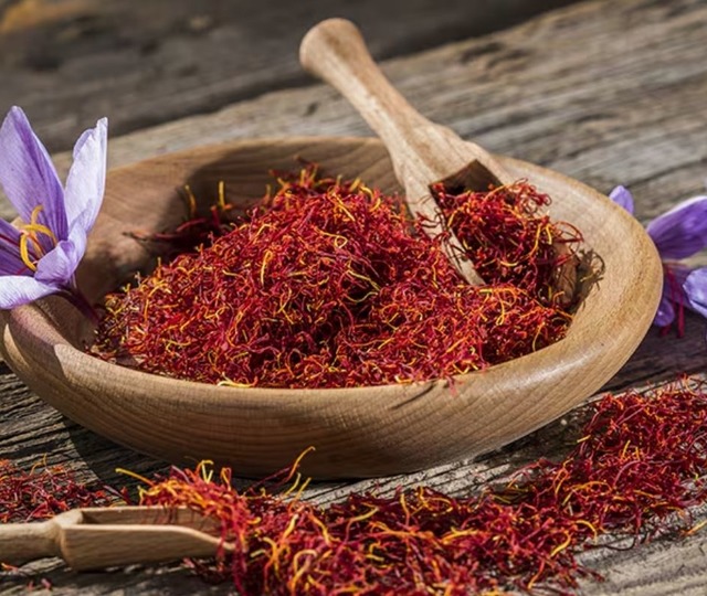 "Kırmızı altın" tüm mesleklerden daha çok kazandırıyor! 