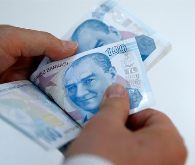 Asgari ücrette kritik viraj: Masadan hangi rakamın çıkması bekleniyor?