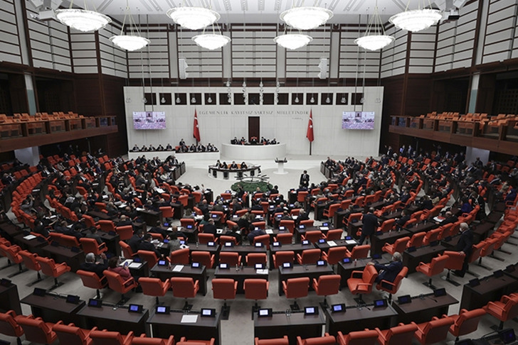 TBMM'de b&uuml;t&ccedil;e maratonu s&uuml;r&uuml;yor: Yeni haftada hangi konular masada olacak?