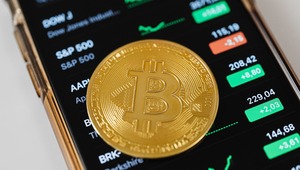 Boğa bitti mi? Piyasadan milyarlar buharlaştı: İşte Bitcoin'deki &ccedil;&ouml;k&uuml;ş&uuml;n nedeni