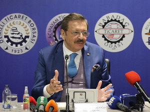 Bankalar neden faiz indirmiyor? TOBB Başkanı Hisarcıklıoğlu'ndan &ccedil;ağrı: "Daha fazla gecikmeden yansıtmalarını bekliyoruz"