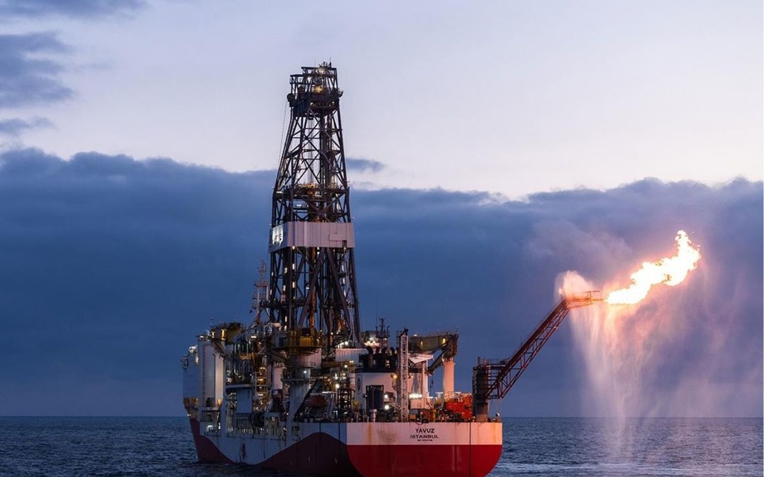 T&uuml;rkiye'nin petrol ithalatı Ekim'de y&uuml;zde 13,7 arttı