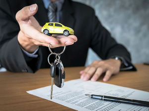 Ara&ccedil; Alacaklar Dikkat! Yılın Son "Sıfır Faiz" Fırsatları ve Kredi Hesaplarına Yansıyan Gizli Maliyetler