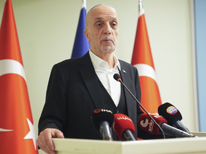 Asgari &uuml;cret zammı i&ccedil;in kritik g&uuml;n! T&Uuml;RK-İŞ bug&uuml;n masaya oturacak mı? Başkan Atalay a&ccedil;ıkladı: "Amacımız sabote etmek değil"