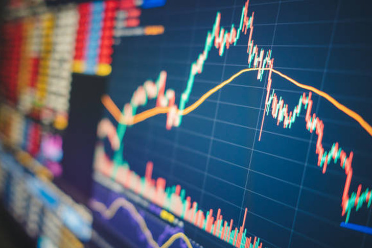 D&uuml;nyaca &uuml;nl&uuml; bankanın anketi sonu&ccedil;landı! Bu sene &ccedil;ok konuşulmuştu: 2026 yılı i&ccedil;in 'en b&uuml;y&uuml;k risk' se&ccedil;ildi