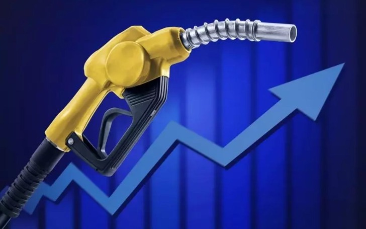 Yeni akaryakıt zammı i&ccedil;in tarih netleşti: Bu gece fiyatlar değişiyor!