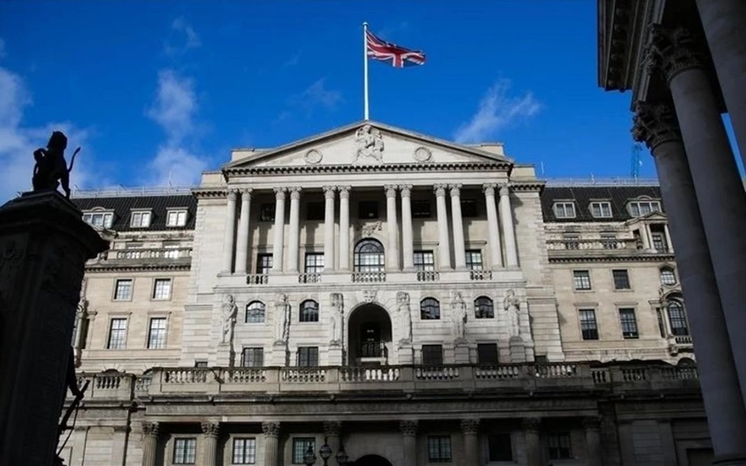 İngiltere'de "kıl payı" faiz indirimi: Oranlar y&uuml;zde 3,75'e &ccedil;ekildi