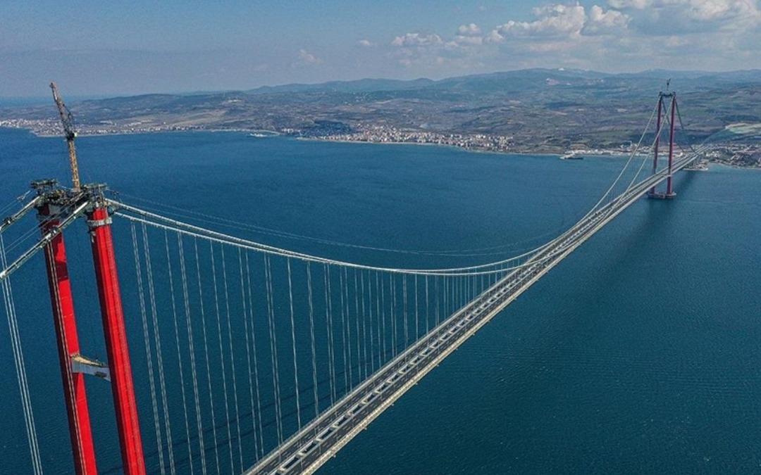 &Ccedil;anakkale Boğazı gemi ge&ccedil;işlerine kapatıldı