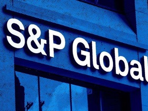 S&P Global Ratings, Renault SA'nın kredi notunu y&uuml;kseltti