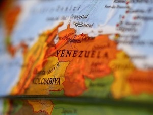 Ortalık karıştı! Peş peşe patlamalar: ABD Venezuela'ya saldırdı mı?