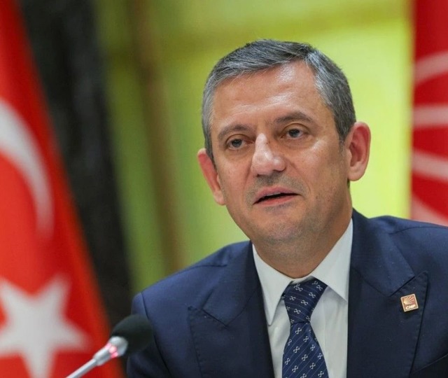 CHP lideri &Ouml;zel'den ekonomi paketi: KDV ve &Ouml;TV kalkacak!