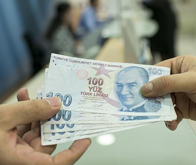 Milyonların g&ouml;z&uuml; kulağı bu haberde! Asgari &uuml;crette &uuml;&ccedil;&uuml;nc&uuml; toplantı yaklaşıyor