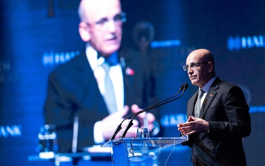 Bakan Şimşek duyurdu! "2026'da pahalılık daha az hissedilecek"