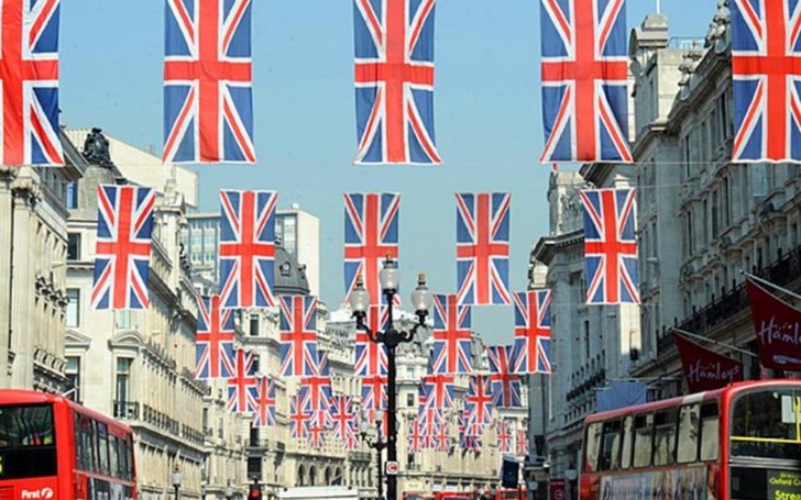 İngiltere ekonomisinde soğuma sinyalleri: İkinci &ccedil;eyrek verisi aşağı revize edildi