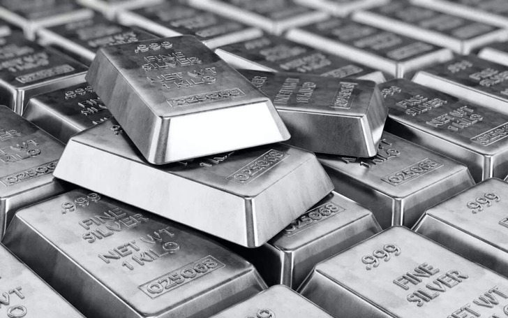 G&uuml;m&uuml;ş yeni rekora imza attı!