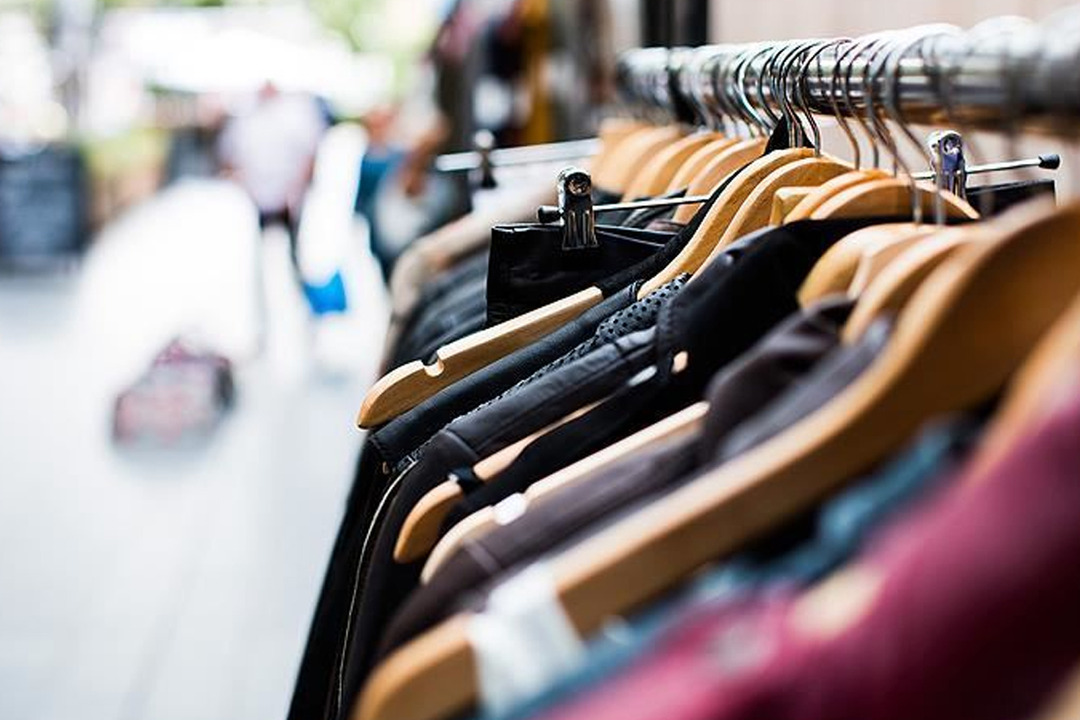 &Uuml;nl&uuml; giyim mağazası K&ouml;rfez'de yayılıyor! O &uuml;lkede ikinci şubesini a&ccedil;tı: Sayı 10'a y&uuml;kseldi