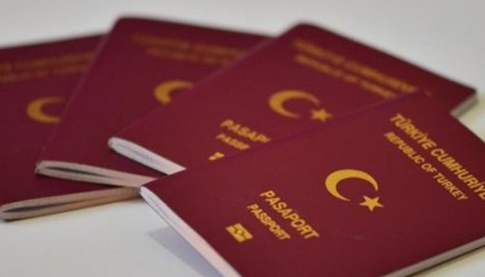 Pasaport yetiyor! Bir &uuml;lkeye daha vize zorunluluğu kaldırıldı