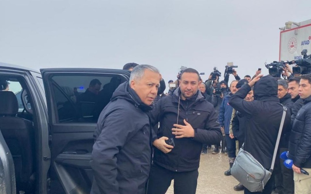 Bakan Yerlikaya duyurdu! D&uuml;şen Libya u&ccedil;ağının kara kutusu bulundu