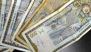 Suriye yeni para birimini piyasaya s&uuml;r&uuml;yor