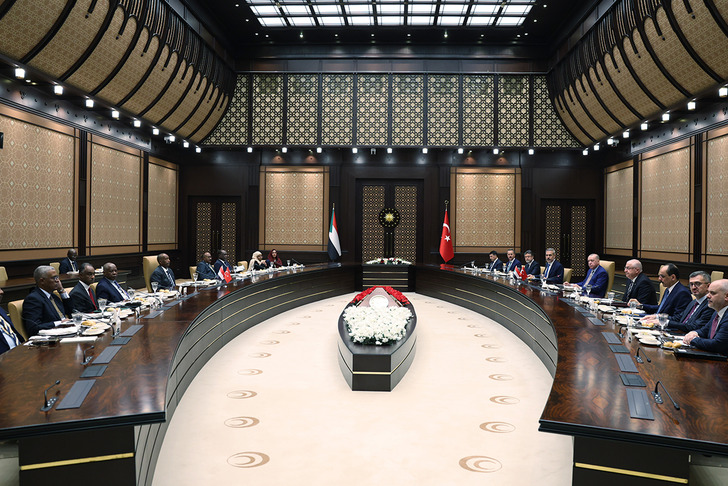 Cumhurbaşkanı Erdoğan ve Sudan lideri Burhan bir araya geldi