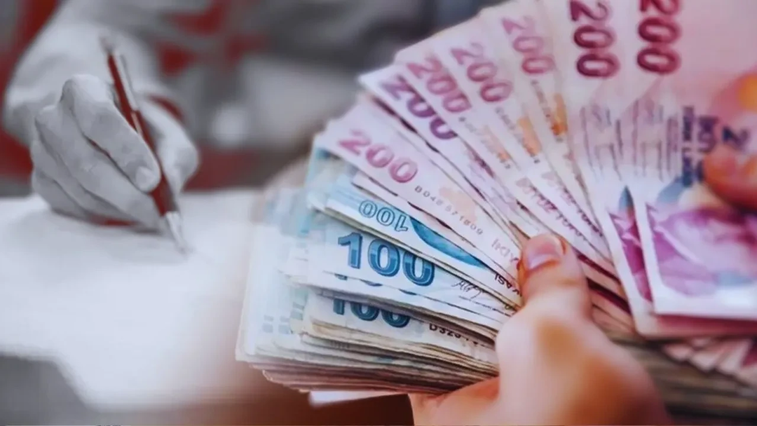 Memurlar yaşadı! 121 bin TL promosyon alacak kurum belli oldu