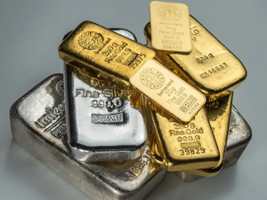 Altın mı yoksa g&uuml;m&uuml;ş m&uuml;? Dev bankadan yanıt geldi: "&Ccedil;ok y&uuml;kseldiler"