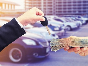 İkinci elde yatırım değeri y&uuml;ksek otomobiller belli oldu! Alan en az zararla kurtardı