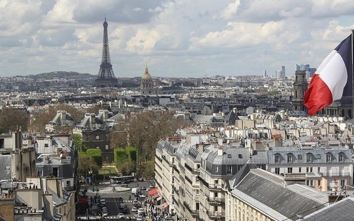 Fransa'da  kapanmayı &ouml;nleyecek "&ouml;zel yasa" Resmi Gazete'de