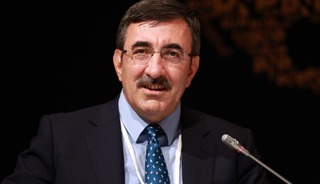 Cumhurbaşkanı Yardımcısı Yılmaz'dan konut teslim t&ouml;renine ilişkin paylaşım