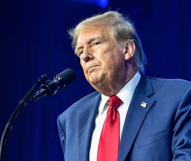 Enerji ve benzin fiyatları d&uuml;şt&uuml;, Trump 2026 se&ccedil;imleri i&ccedil;in umutlu