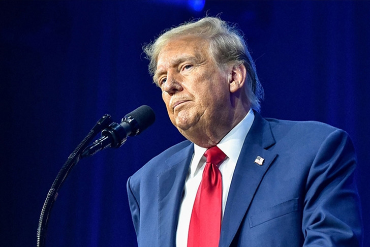 Enerji ve benzin fiyatları d&uuml;şt&uuml;, Trump 2026 se&ccedil;imleri i&ccedil;in umutlu