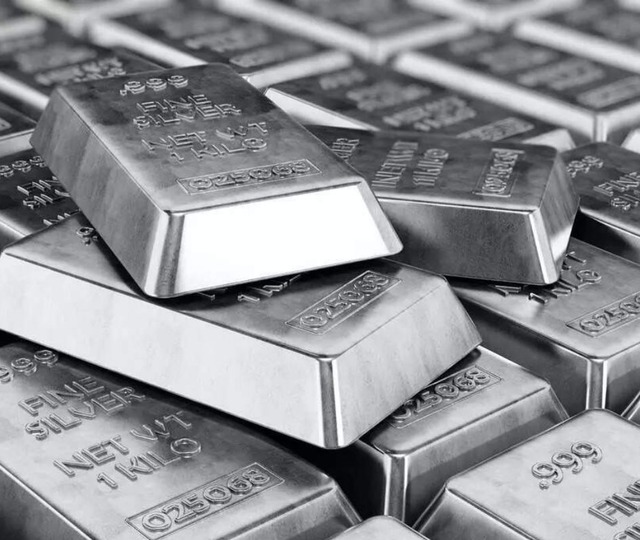 G&uuml;m&uuml;ş ne kadar? Yeni zirveyi g&ouml;rd&uuml;! (29 Aralık 2025 g&uuml;m&uuml;ş fiyatı)