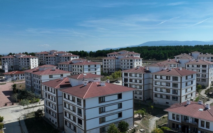 Y&uuml;zyılın Konut Projesi'nde ilk kura bug&uuml;n &ccedil;ekilecek! Takvim belli oldu