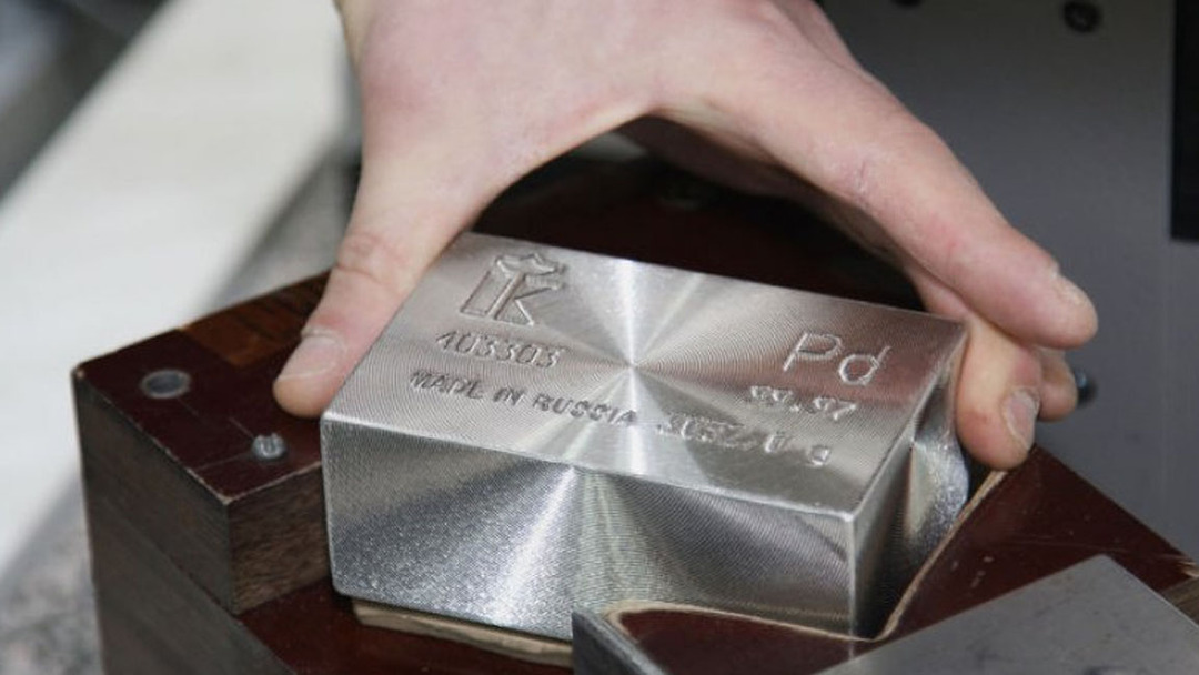 Altın Y&uuml;kseldi, G&uuml;m&uuml;ş Y&uuml;kseldi... JPMorgan A&ccedil;ıkladı: "Sıra Bu Emtiada.."