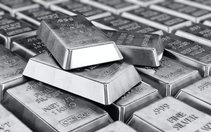 Kıtlık, rallinin kapısını a&ccedil;tı: Şimdi d&uuml;ş&uuml;şte! G&uuml;m&uuml;ş yeniden y&uuml;kselecek mi?