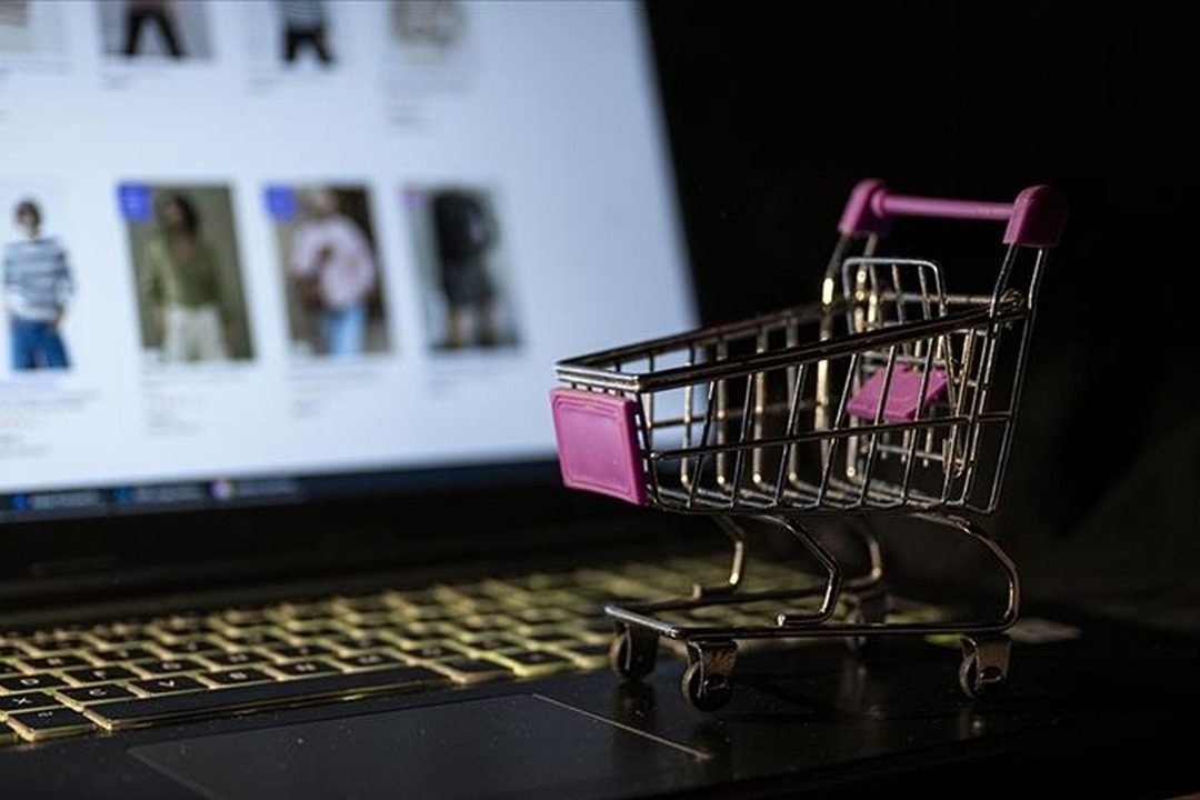 Veri sızıntısının ardından &ouml;z&uuml;r dilediler! E-ticaret devinden m&uuml;şterilerine bin 500 TL'lik kupon