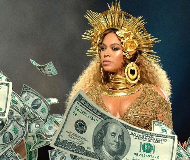 D&uuml;nyaca &uuml;nl&uuml; yıldız şarkıcı milyarderler listesinde!