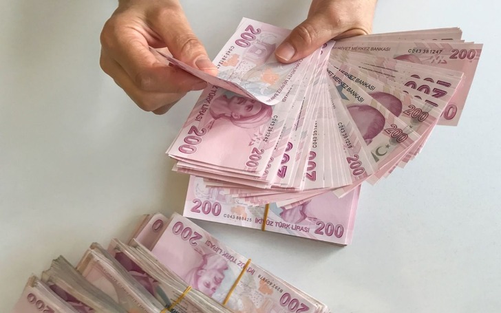 "Vatandaşın lehine d&uuml;zenleme" &ccedil;alışması yapıldı! 2026'nın vergi ve har&ccedil; oranı belli oldu